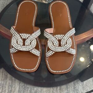 Beautiful Rhinestone Sandals.
